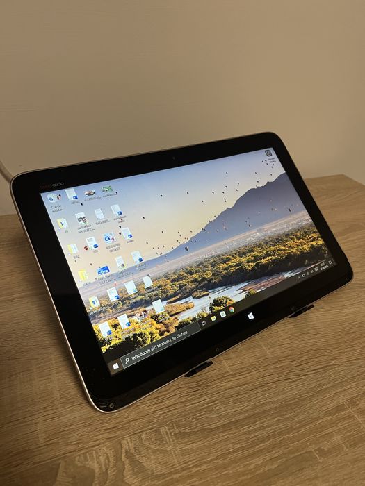 Laptop profesional 2 in 1 HP cu touchscreen, 4GB ram, 256gb SSD, 4G