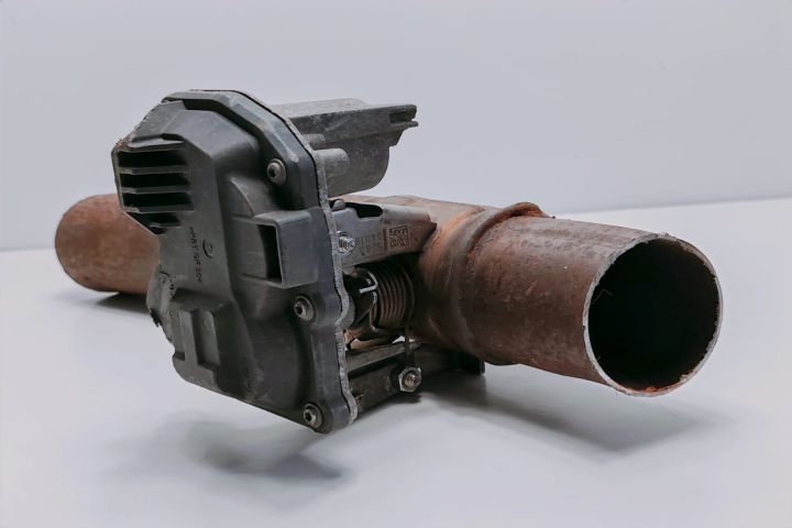 Clapeta toba 147B08010RC Mercedes-Benz Citan W415 seria