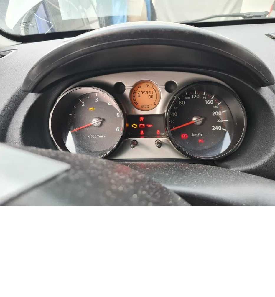 cutie Nissan Qashqai 2010 1,5tdci  interior, exterior