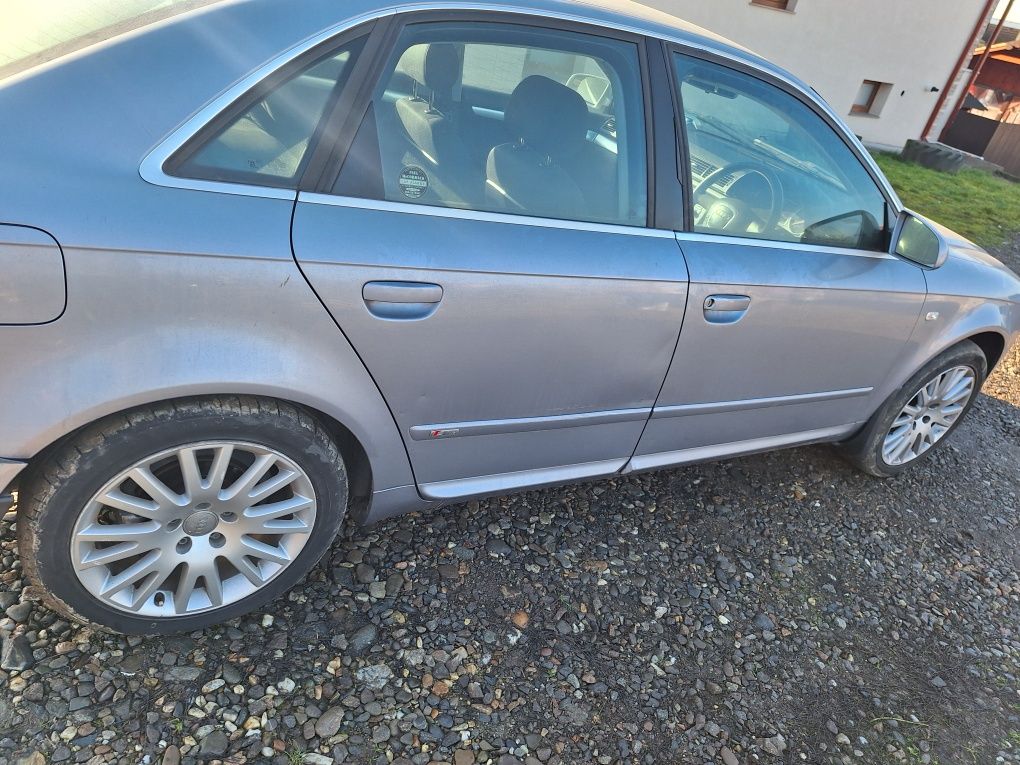 Dezmembrez audi a4 b7 19 si 2L tdi