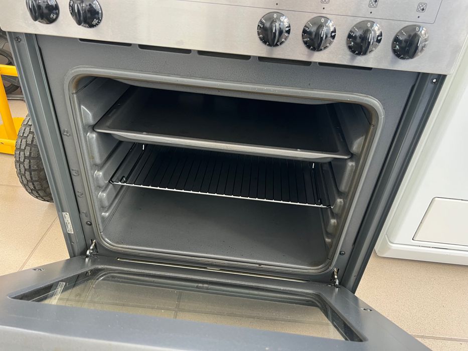 NEFF Mega 1329- инокс,фурна с котлони за вграждане