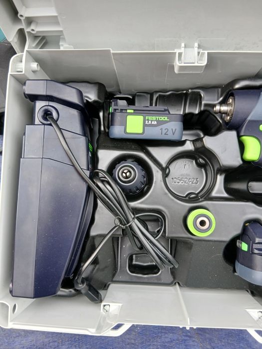 Безчетков винтоверт Festool