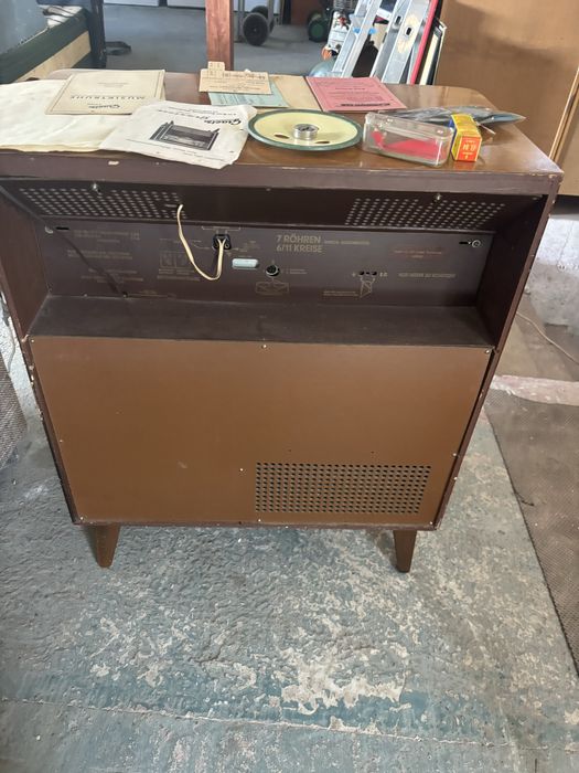 Cutie muzicala veche