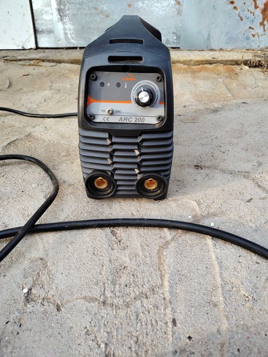 Aparat de sudura MMA si TIG - INTENSIV Arc 200
