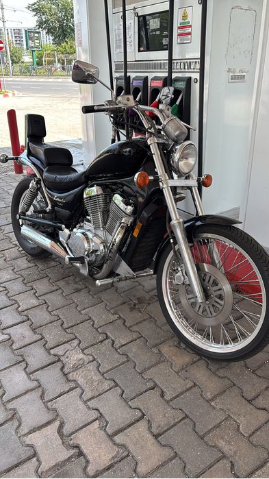 Suzuki intruder 800cc