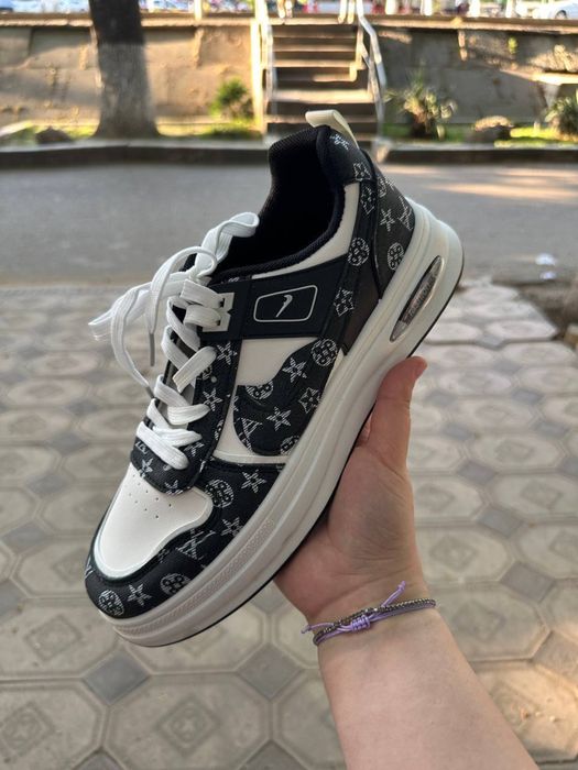 Весенние/Осенние кросовки