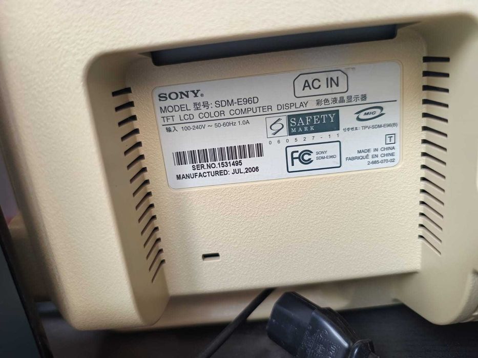 Multifunctionala color , PC si camera video