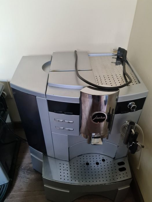 Espressor aparat cafea boabe, macinata Jura Xs95 OneTouch si Jura Ena5