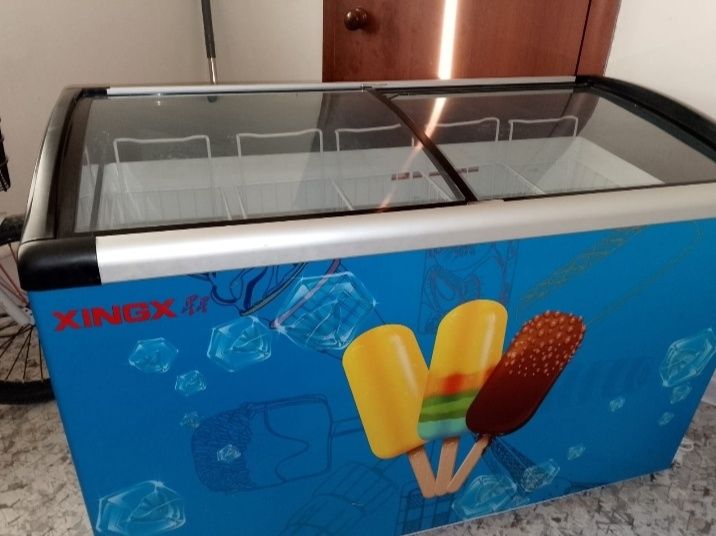 Продам морозильник