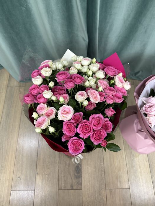 Букет из кустовой роз, классный свежий букет . Только что получила