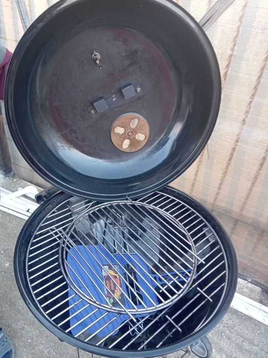 Grătar Berndes pe carbune