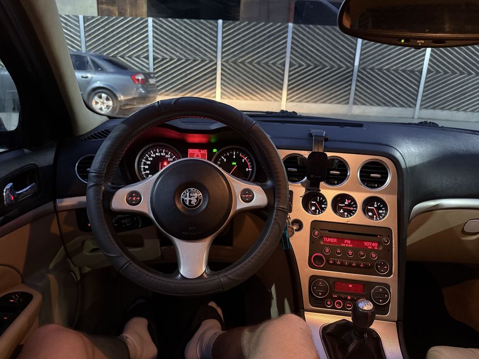 Alfa Romeo 159 full options!!! cu carte servis