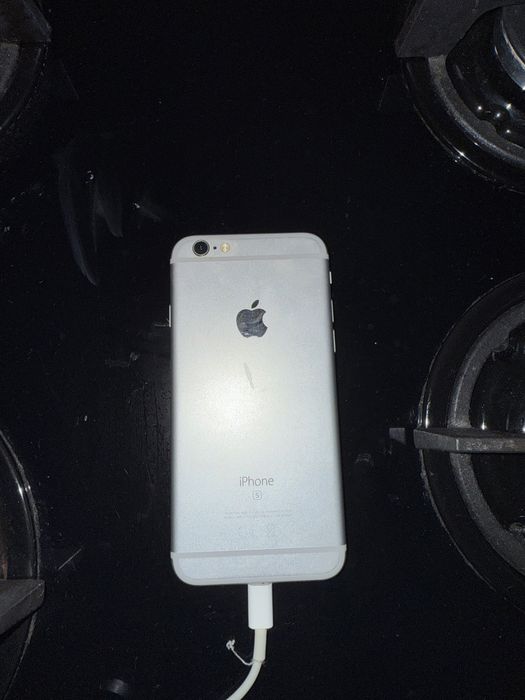 vand iphone 6s.