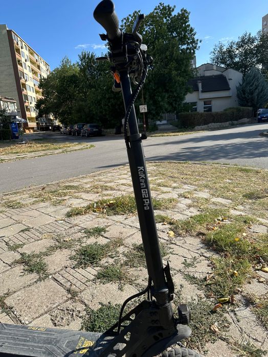 Продавам електрическа тротинетки  kukirin g2 pro