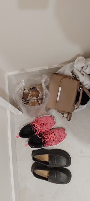 Одежда и обувь бесплатно