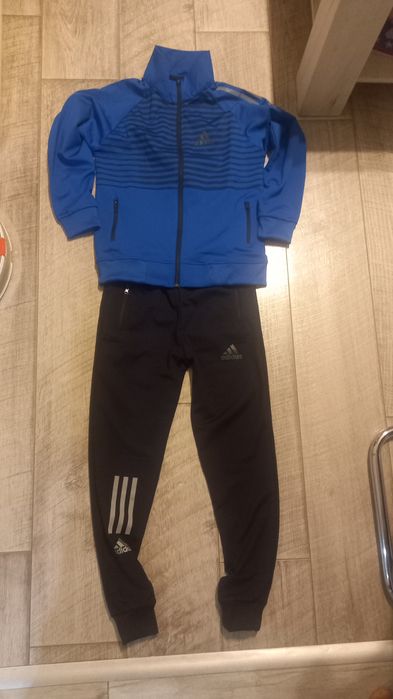 Детски футболен екип