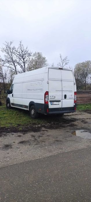 Transport marfa cu autoutilitara  3,5 t in judet sau in tara