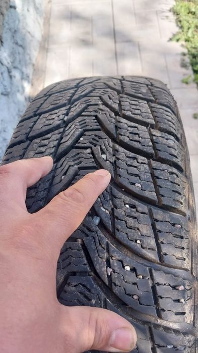 Продам шины 4 штуки