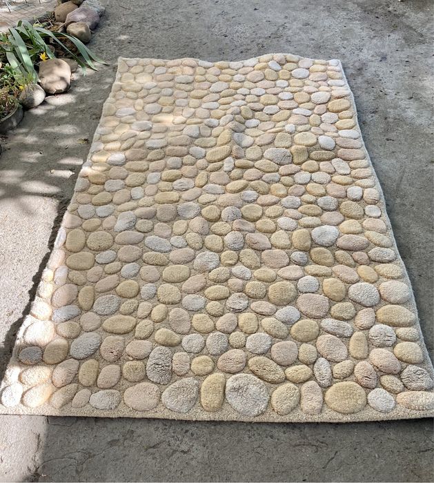 Килим от естествена вълна