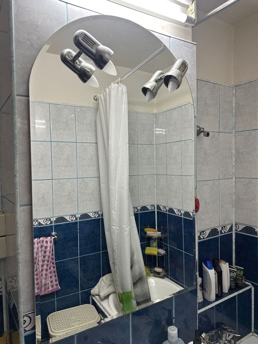 Oglinda pentru baie cu lumini