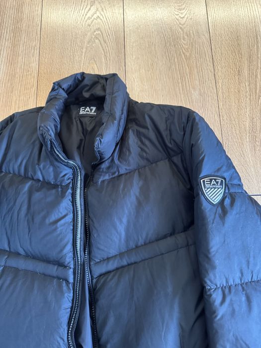 Яке Armani зимно