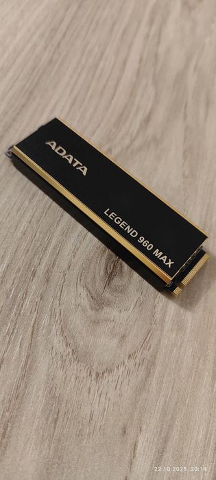SSD A DATA 2 TO legend 960