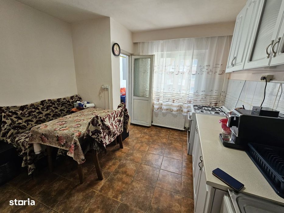 Apartament 4 camere, etaj 2 zona Dorobanti