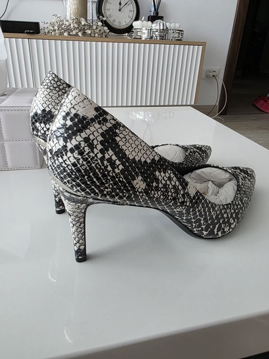 Pantofi Calvin Kline Marimea 40-41