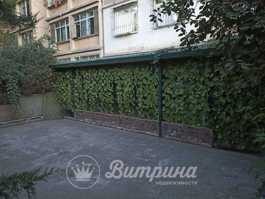 4-х комнатная квартира Юнусобад 19 квартал.