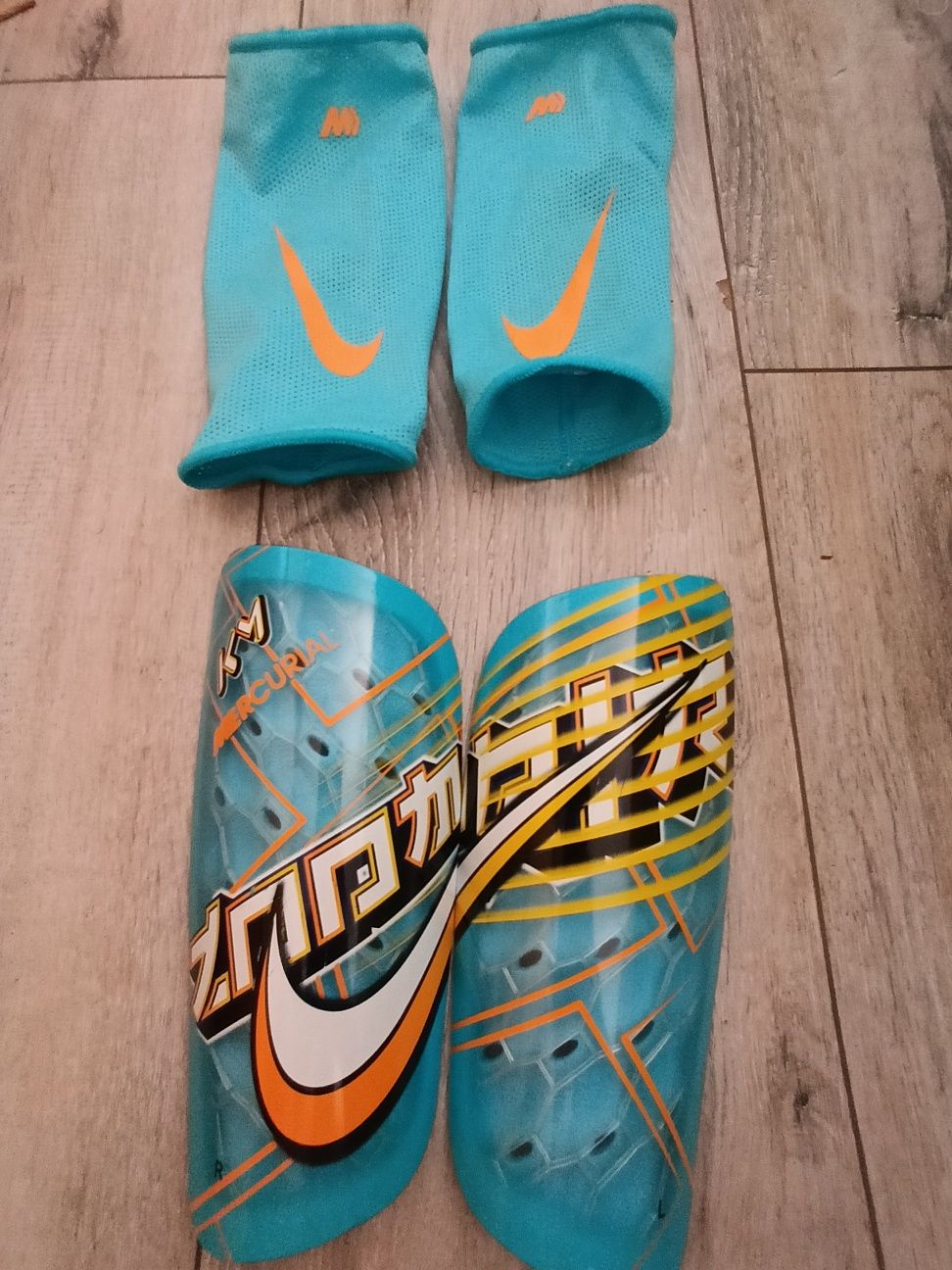 Кори за футбол nike mercurial lite