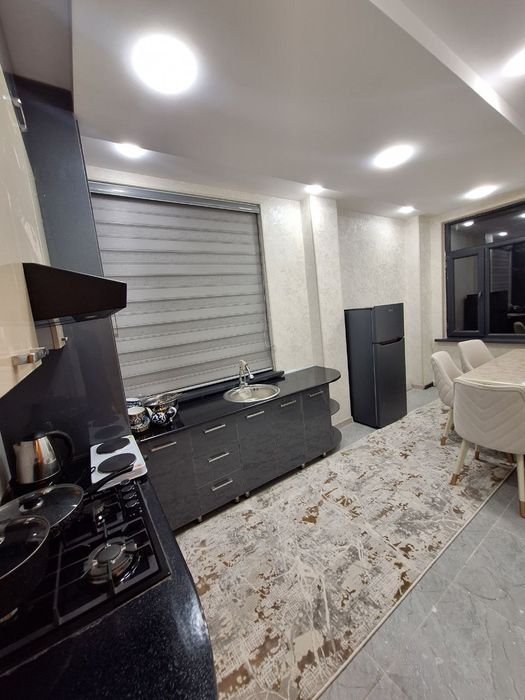 Yakkasaroy tumanida kvartira bor