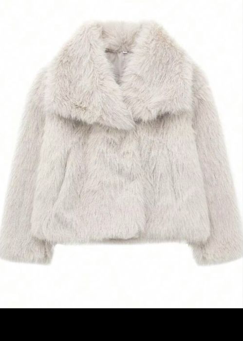 Сиво късо палто с мек пух