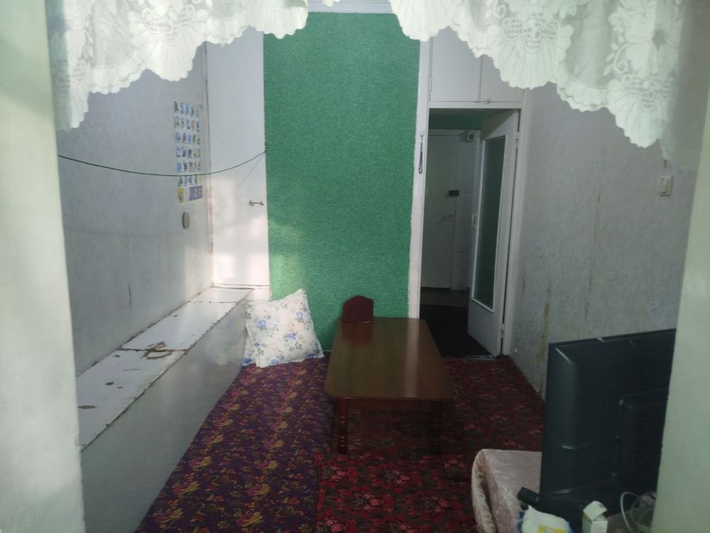 Uy sotiladi 2 xonali shahar markazidan