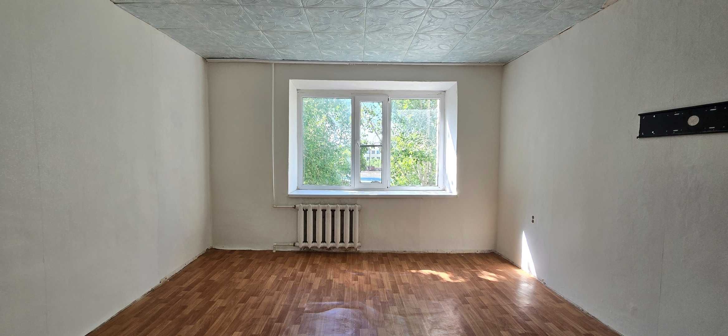 1кв поМакаренко на 3из 5 этаж за 7,3млн