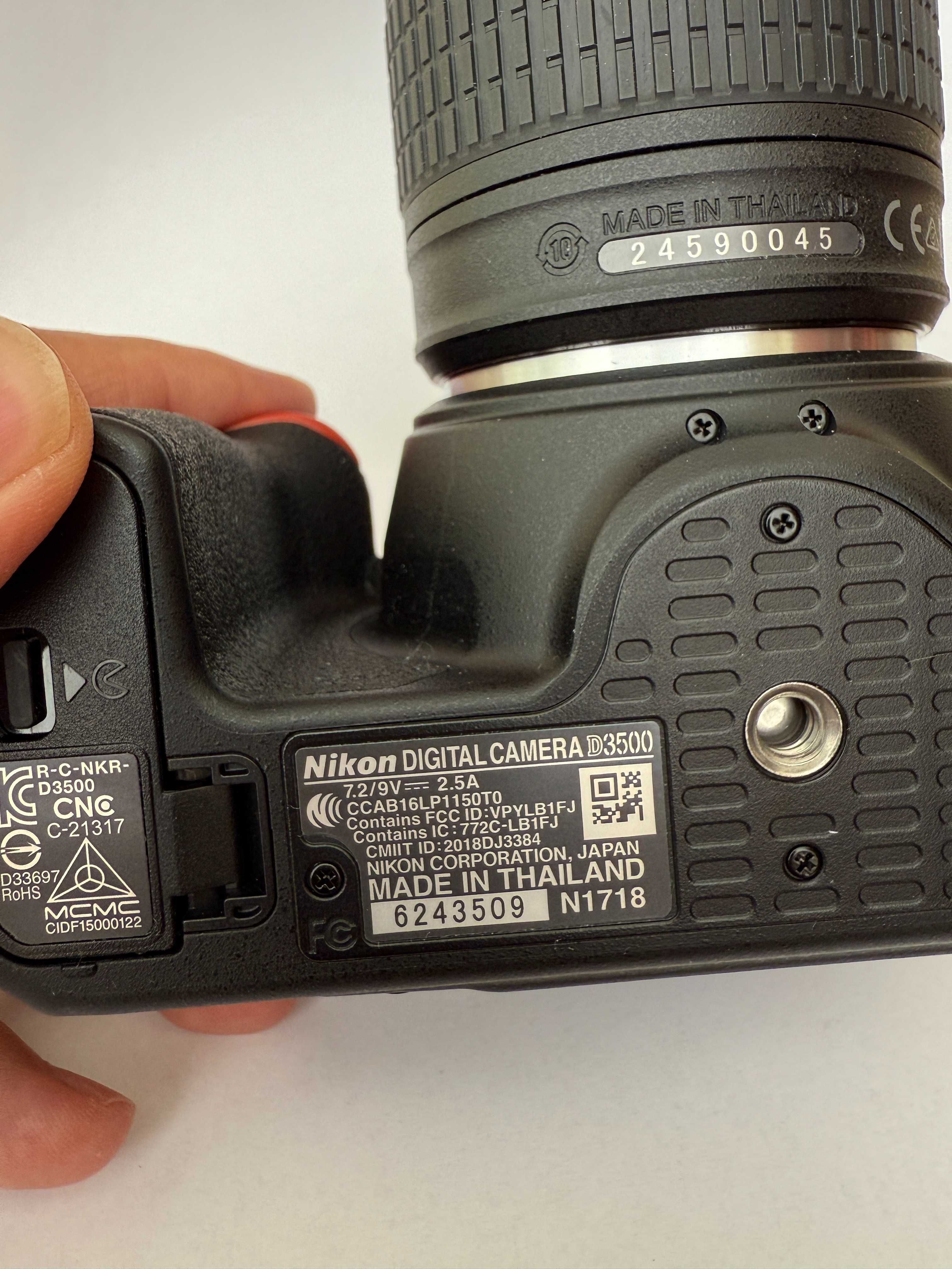 Nikon D3500 D-SLR фотоапарат - 250 лв.