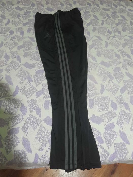 Оригинално Долнище Adidas Primegreen-M