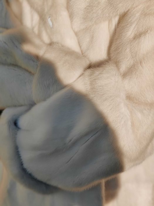 Blana Nurca Alba / Vizon NOUA XL / XXL (nr 8) Lunga