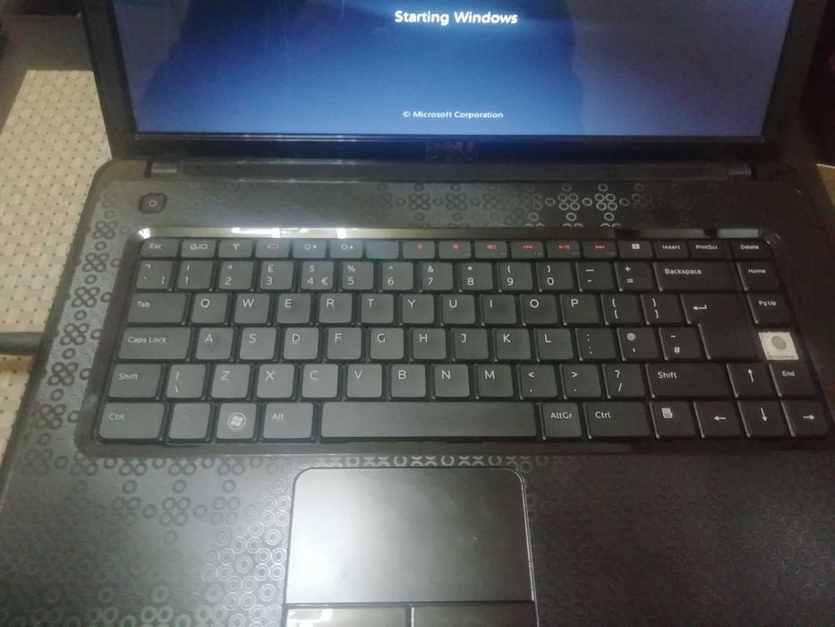Laptop dell inspiron