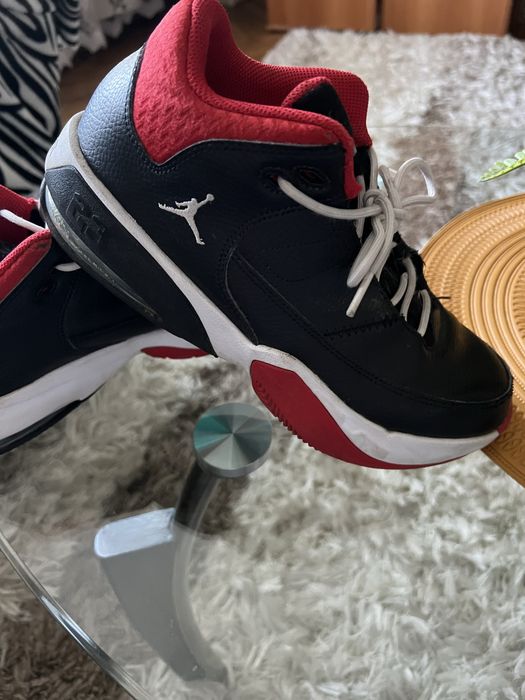 Adidasi Arc’Teryx ( jordan , dolce&gabbana )