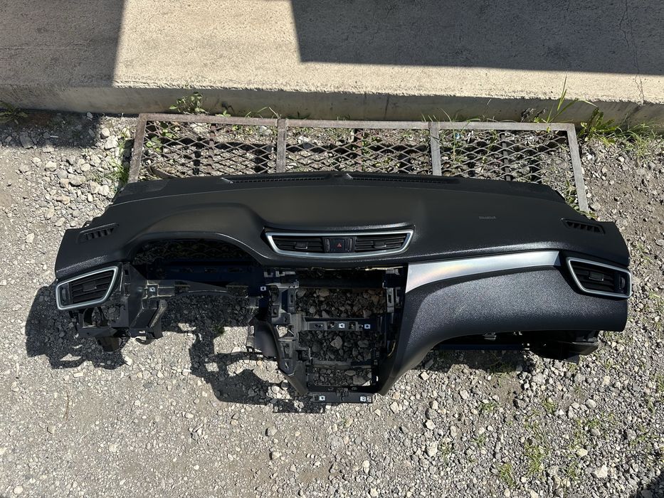 Табло със десен airbag за Нисан Кашкай j11 след 2017г.!