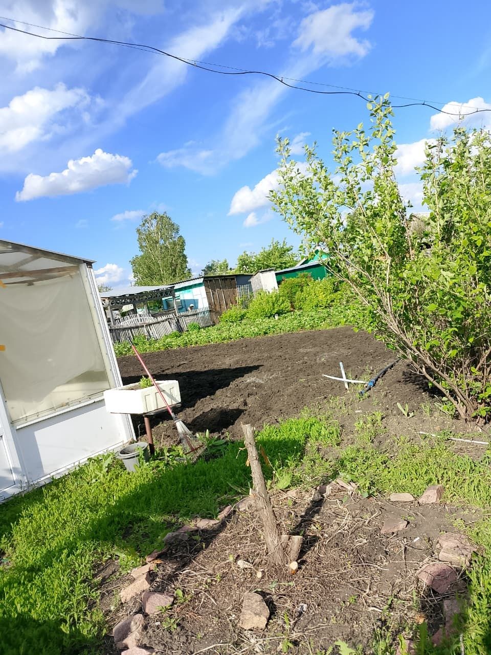 СРОЧНО продается дача в обществе Ракета, торг уместен.