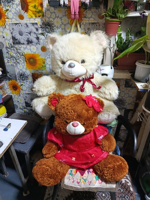продаются мягкие игрушки много больше 30 штук