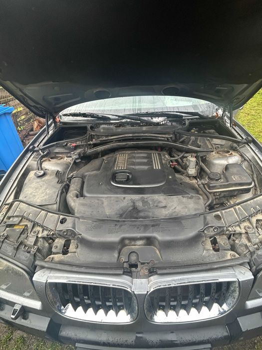 Vand BMW X3 2.0 diesel 150 cai an 2004,6 trepte de viteza