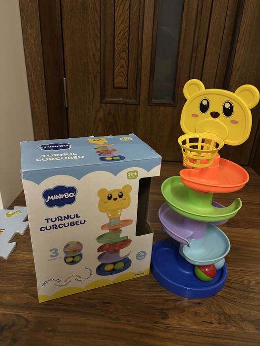 Turn cu bile pentru bebelus