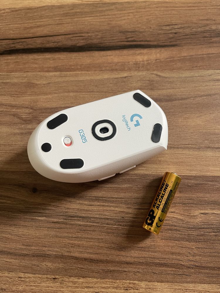 Мишка Logitech G305