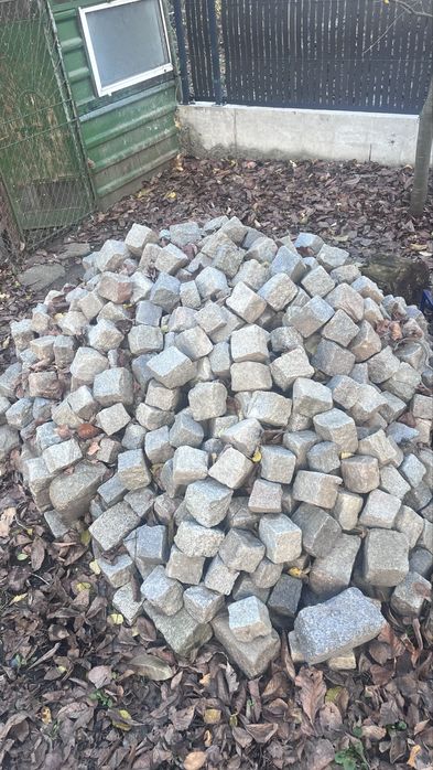 Павета различна големина.