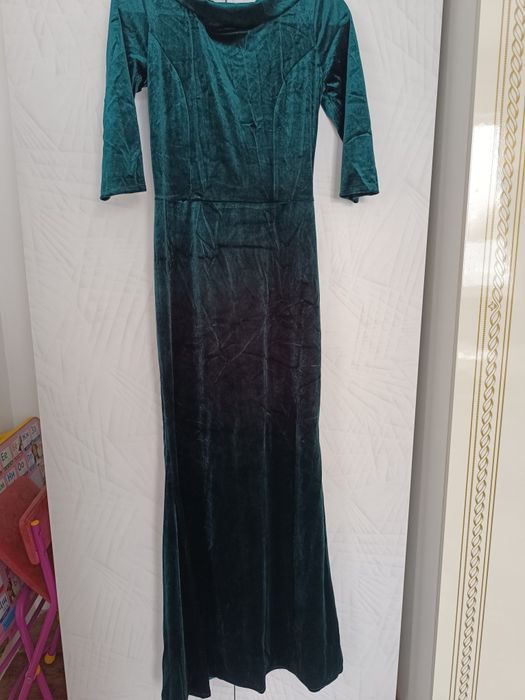 Продам.   платье