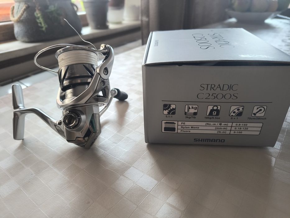 Макара Shimano Stradic FM 2500S