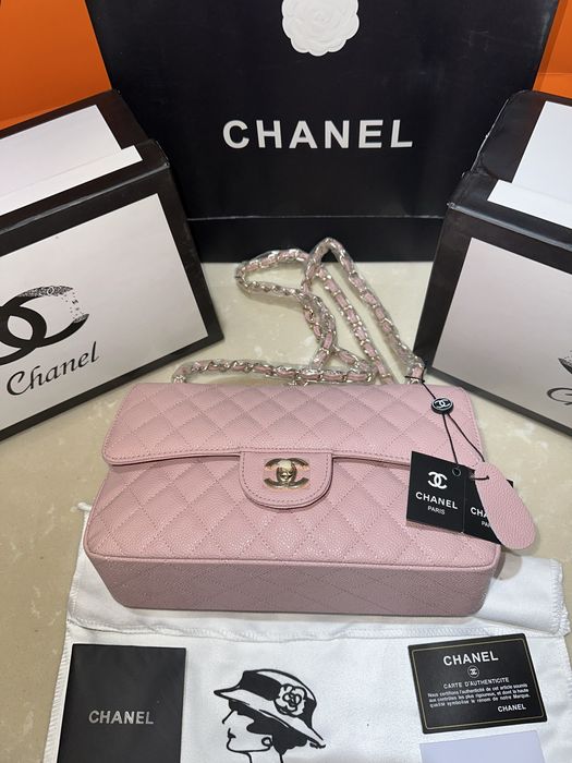 Geanta Dama Chanel 26cm Roz cu accesorii aurii