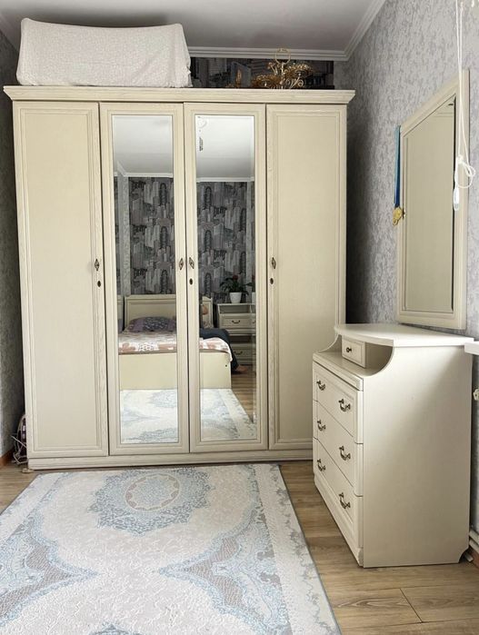 Беларусь жиһазы сатылады.Жағдайы өте жақсы,матрасы сапалы